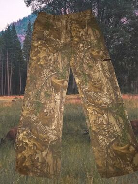Oversized Camouflage Hunting Pants
